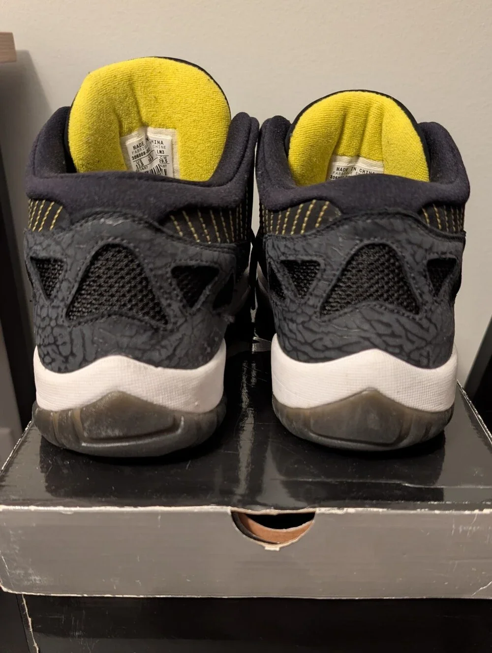 Men's Air Jordan 11 Retro Low Shoes